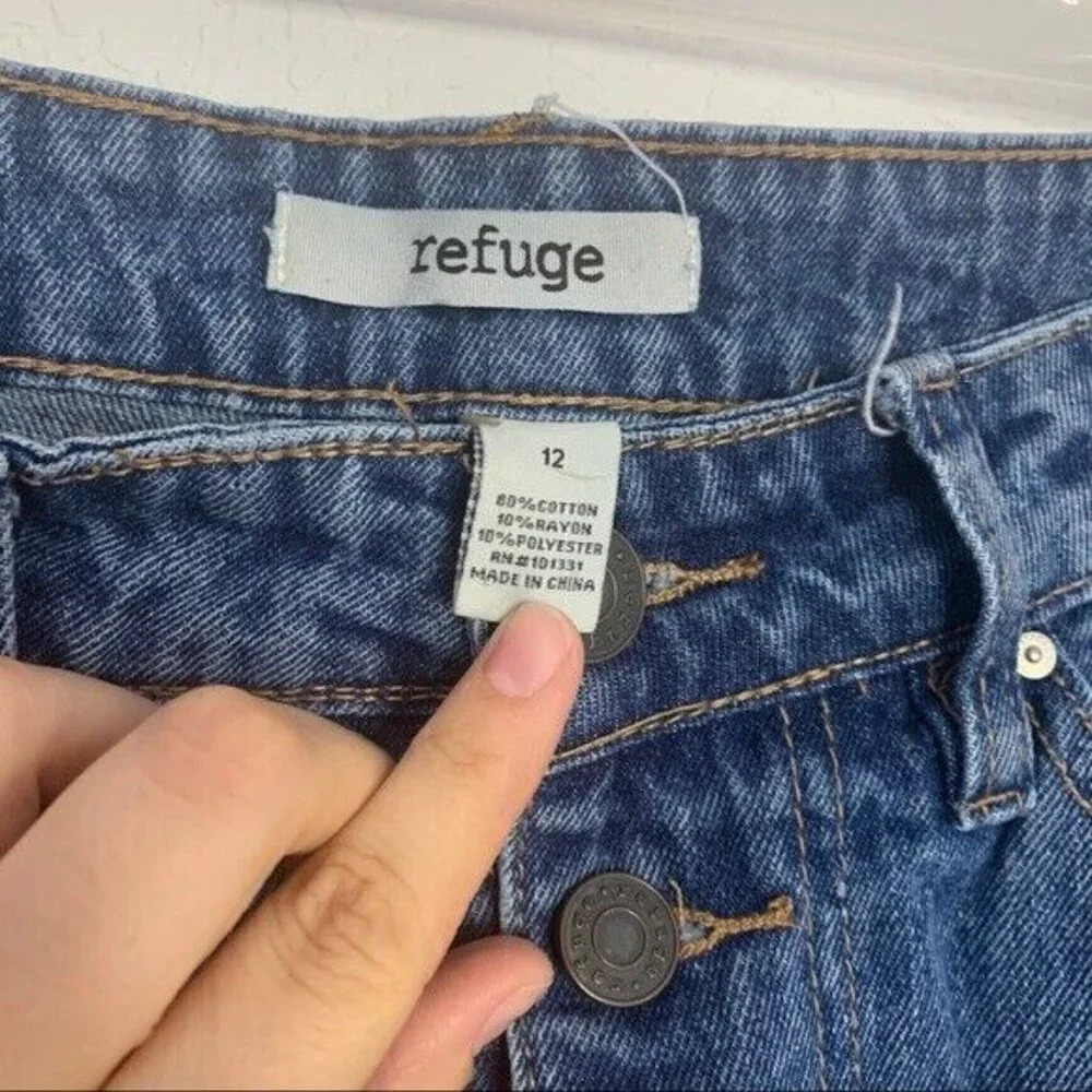Refuge 4 button up high waisted distressed Mom Skinny Loose Fit Jeans 80% Cotton - Picture 3 of 5